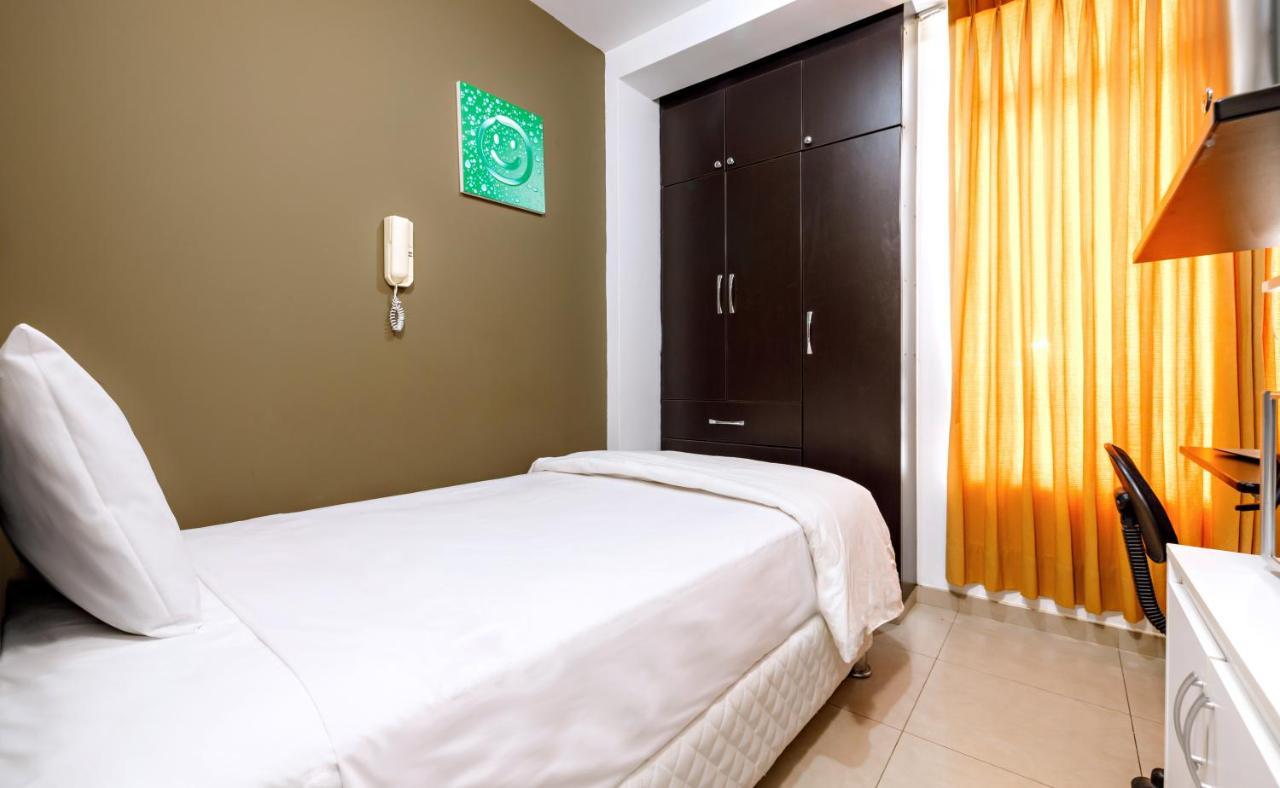 Escala Business Hotel Chiclayo Exterior photo